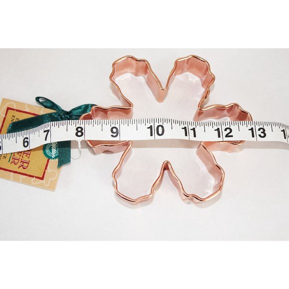 Cookie Cutter Wilton Solid Copper Large Flower Cakes Baking Kitchen Utensils Cra - Picture 2 of 3